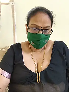 Snapshot of heera-rani chatting on 07.25.26 heera-rani online show from 07.25.26