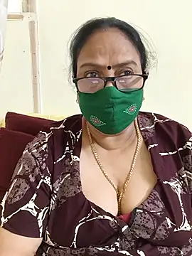 Snapshot of heera-rani chatting on 07.29.26 heera-rani online show from 07.29.26