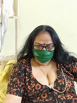 Snapshot of heera-rani chatting on 07.31.26 heera-rani online show from 07.31.26