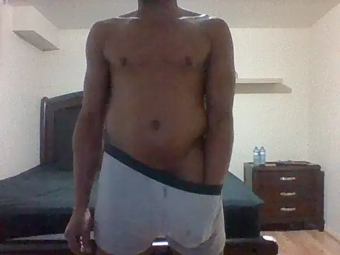 Snapshot of Dico420 chatting on 12.19.25 Dico420 online show from 12.19.25