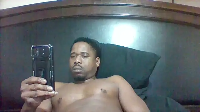 Snapshot of Dico420 chatting on 02.04.26 Dico420 online show from 02.04.26