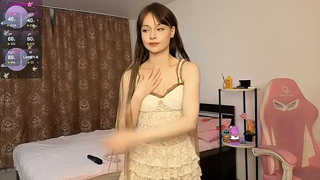 Snapshot of _littleshyy_ chatting on 09.17.25  littleshyy  online show from 09.17.25