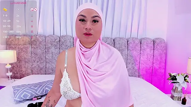 azaharaaa  online show from 05.02.26