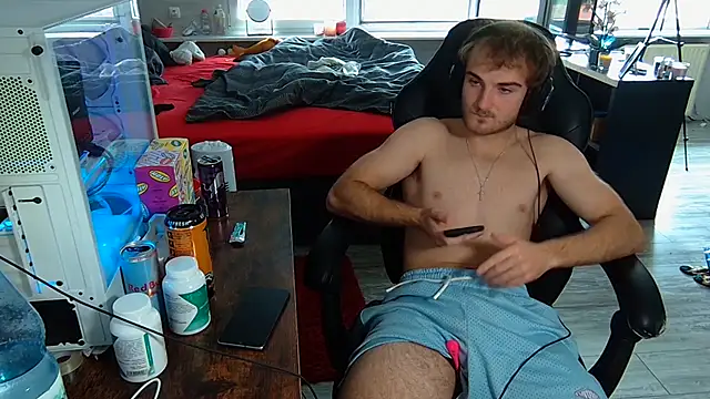 Snapshot of Rudi2007Eye chatting on 09.23.25 Rudi2007Eye online show from 09.23.25