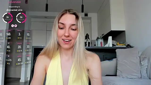 Snapshot of Sunny_Rina_ chatting on 02.02.26 Sunny Rina online show from 02.02.26