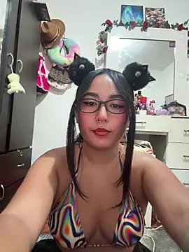 Snapshot of saranghae_ chatting on 11.02.25 saranghae online show from 11.02.25