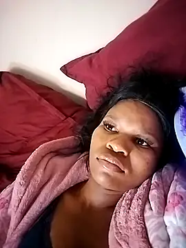 Seductive Yellow Titties online show from 09.28.25