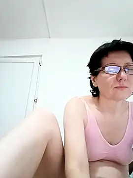 Vera Elle online show from 11.30.25