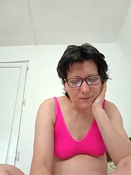 Snapshot of Vera_Elle chatting on 05.21.26 Vera Elle online show from 05.21.26