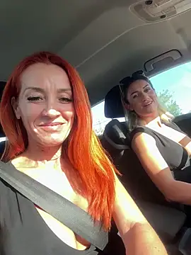 Snapshot of CamyBlossom chatting on 10.14.25 CamyBlossom online show from 10.14.25