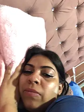Snapshot of Rachellcooperrr chatting on 06.17.26 Rachellcooperrr online show from 06.17.26