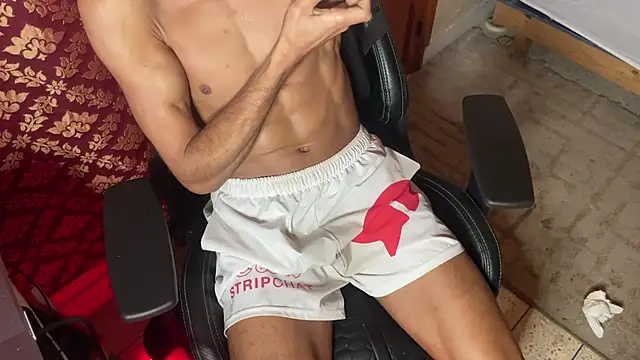 JUSTFORRICH online show from 11.08.25