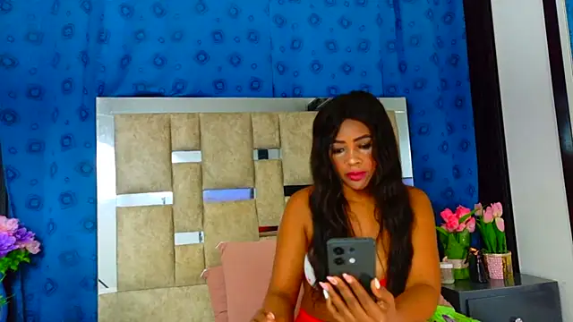 PerlaZultana online show from 12.13.25