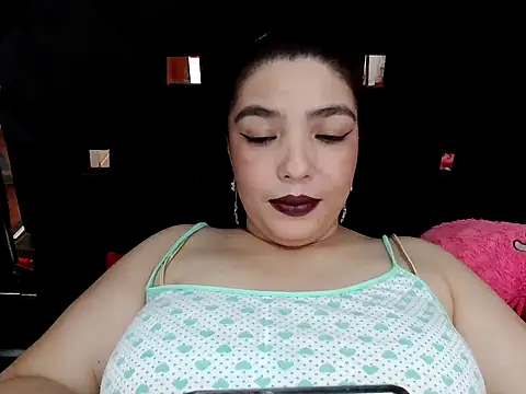 Snapshot of vegacristal88 chatting on 10.16.25 vegacristal88 online show from 10.16.25