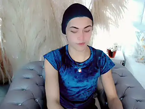 nathalialoes1 online show from 10.10.25