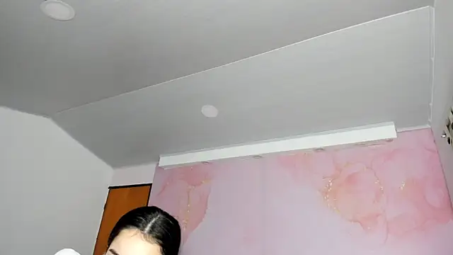 milk candy18 online show from 10.22.25