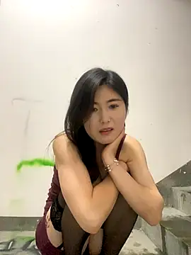 xtt1689999 online show from 10.14.25