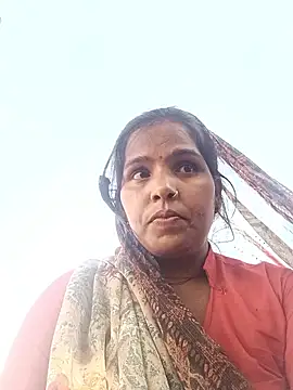 Snapshot of Cut_rajbati chatting on 11.02.25 Cut rajbati online show from 11.02.25