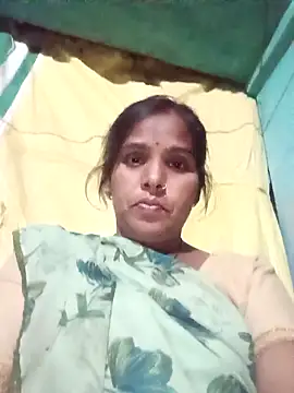 Snapshot of Cut_rajbati chatting on 11.16.25 Cut rajbati online show from 11.16.25