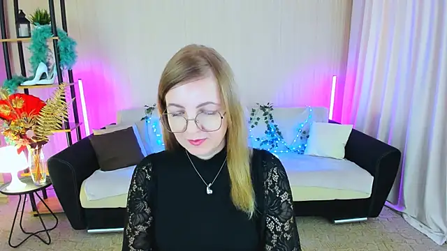 YourUniverser online show from 09.13.25