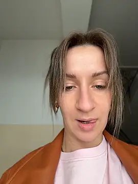 EvvaMur online show from 04.28.26