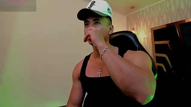 Draven Marceaux online show from 10.04.25