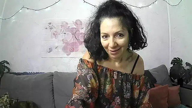 Snapshot of ValleriWind chatting on 05.11.26 ValleriWind online show from 05.11.26