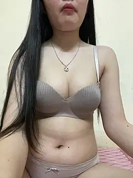 Xu Xubaby online show from 12.18.25