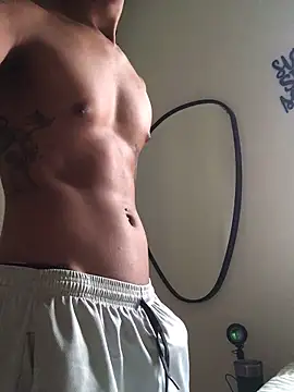 Snapshot of elvisnaomorreu chatting on 11.01.25 elvisnaomorreu online show from 11.01.25