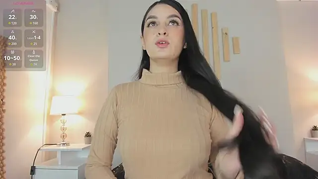 Snapshot of natachadiaz_ chatting on 11.18.25 natachadiaz online show from 11.18.25