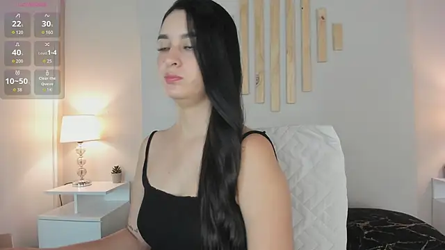 Snapshot of natachadiaz_ chatting on 11.19.25 natachadiaz online show from 11.19.25