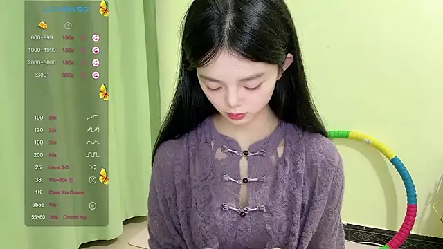 Nicole-13 online show from 09.25.25