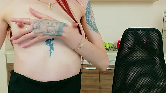 Snapshot of Julia_Jae chatting on 02.09.26 Julia Jae online show from 02.09.26