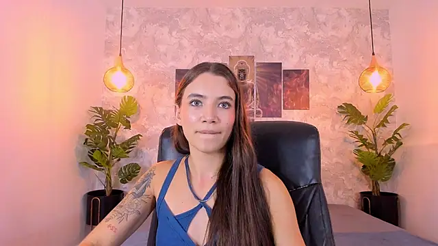 aitana baker  online show from 12.18.25