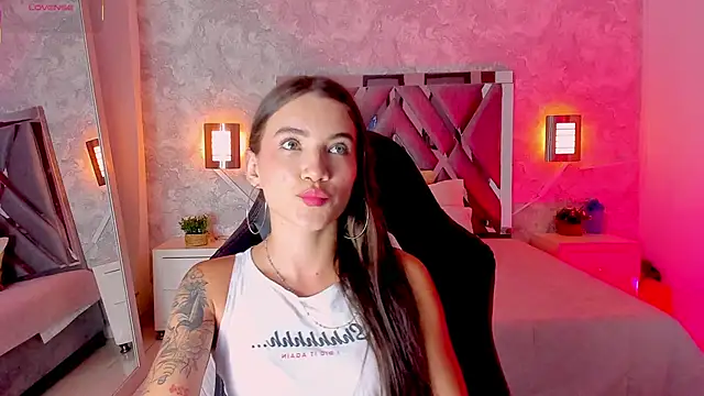 aitana baker  online show from 01.09.26