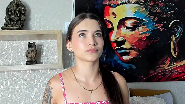 aitana baker  online show from 02.04.26