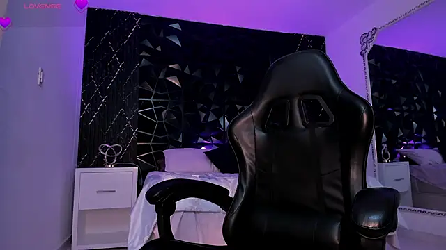 JulienSaint online show from 02.12.26