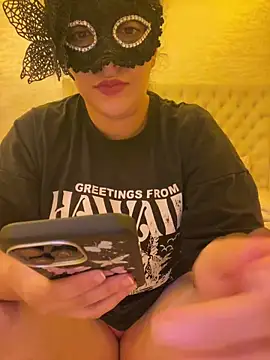 Bold-arabic-vibes online show from 10.18.25