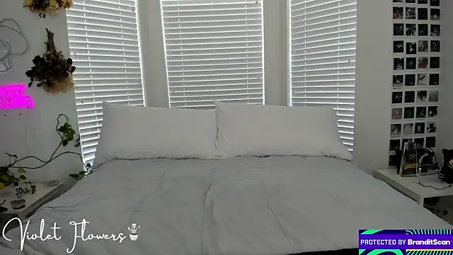 violetttflowers online show from 09.08.25