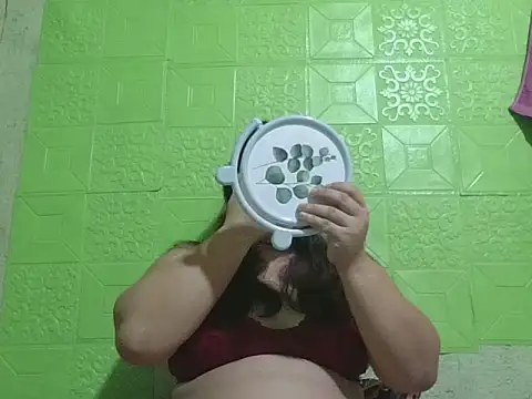 prettywetmom88 online show from 09.30.25