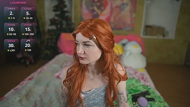 Snapshot of Dia_Angel chatting on 12.20.25 Dia Angel online show from 12.20.25