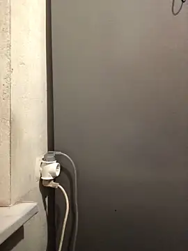 Snapshot of CutieMarine chatting on 11.16.25 CutieMarine online show from 11.16.25