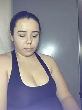 Snapshot of CutieMarine chatting on 11.30.25 CutieMarine online show from 11.30.25