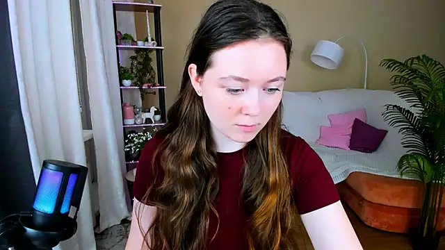 AlluringLookk online show from 09.22.25