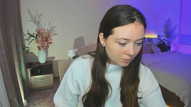 AlluringLookk online show from 09.26.25