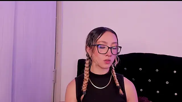 LauMiller online show from 10.29.25