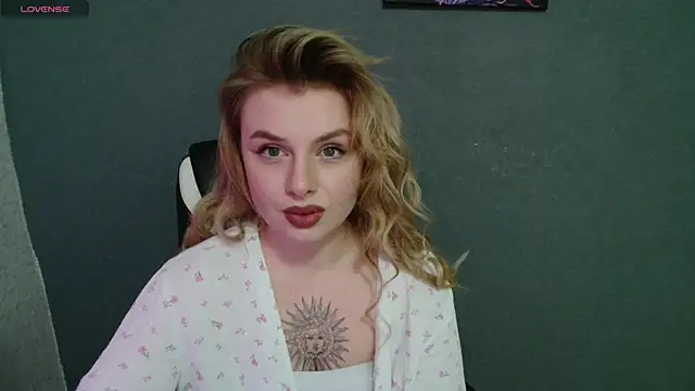 AngelicaHollywood online show from 11.06.25