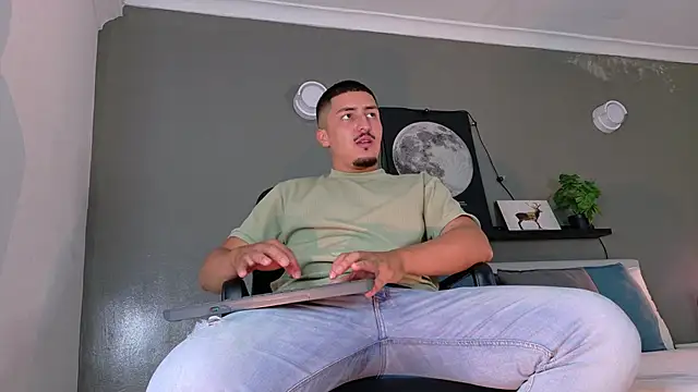 MrFox   online show from 10.27.25