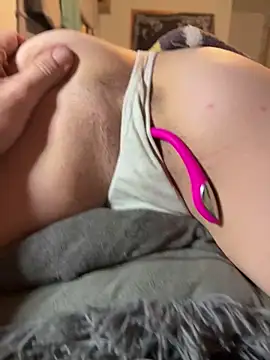 heycutie18 online show from 10.24.25