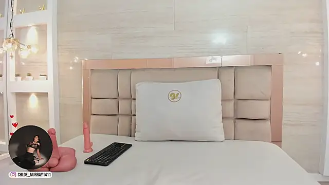 chloe murray online show from 02.25.26